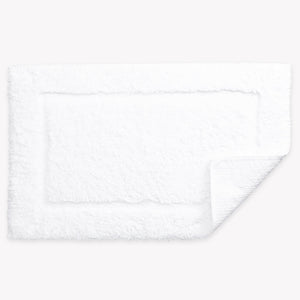 Guest Bathroom Towels & Tub Mat